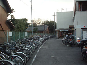 屋外自転車駐車場